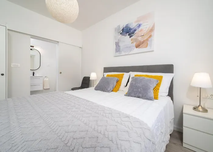 Gracin - Brand New With Terrace And Seaview * Trogir