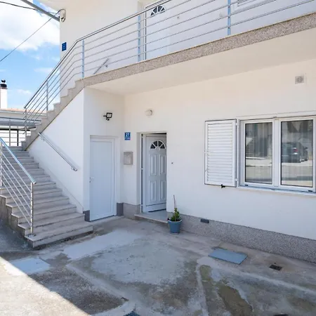 Gracin - Brand New With Terrace And Seaview