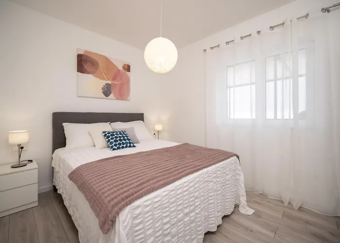 Gracin - Brand New With Terrace And Seaview Daire *