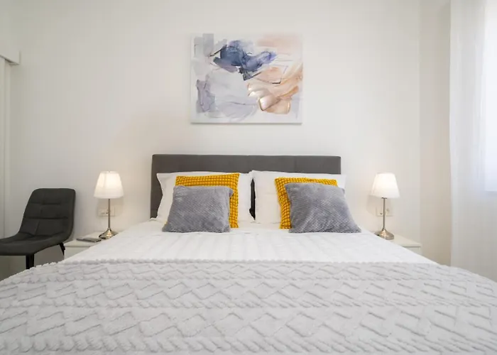 Daire Gracin - Brand New With Terrace And Seaview Trogir