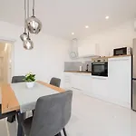 Lägenhet Gracin - Brand New With Terrace And Seaview *