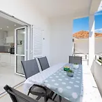 Gracin - Brand New With Terrace And Seaview Lägenhet Trogir