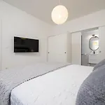 Gracin - Brand New With Terrace And Seaview Lägenhet Trogir